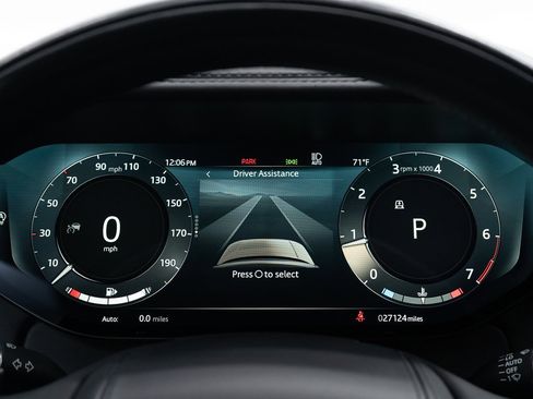 Used 2023 Land Rover Range Rover SV image 46