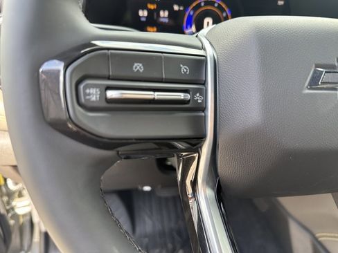 New 2026 Chevrolet Colorado ZR2 image 19