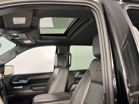 Used 2024 GMC Sierra 1500 Denali w/ Denali Reserve Package image 25