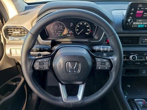 Used 2024 Honda Pilot EX-L image 23