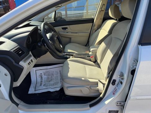 Used 2014 Subaru Crosstrek 2.0i Premium w/ Moonroof Package image 12