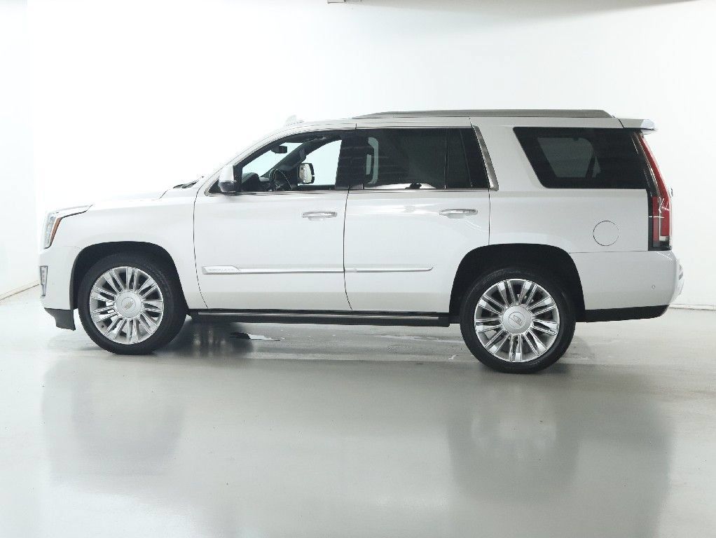 Used 2020 Cadillac Escalade Platinum AWD/4WD image 44