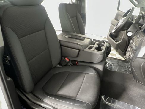 Used 2020 Chevrolet Silverado 1500 Custom Trail Boss w/ Custom Convenience Package image 26