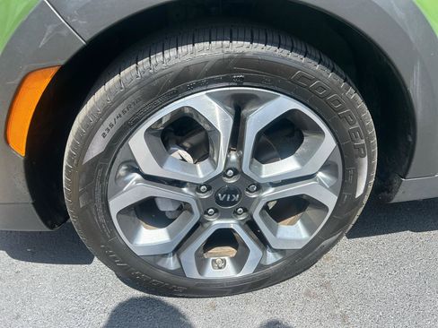 Used 2020 Kia Soul X-Line FWD image 9