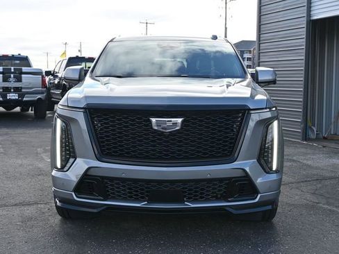 Used 2026 Cadillac Escalade V image 12