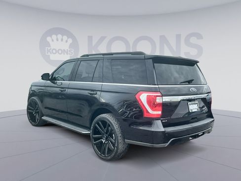 Used 2020 Ford Expedition XLT w/ Equipment Group 202A image 4