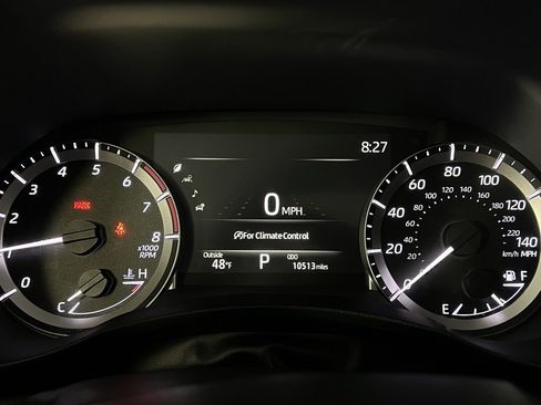 Used 2025 Toyota Highlander XLE image 14