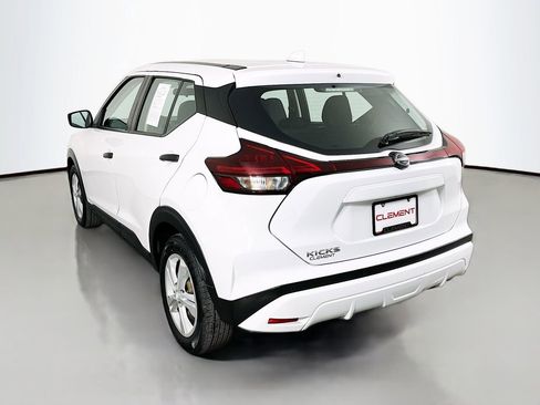 Used 2024 Nissan Kicks S image 9