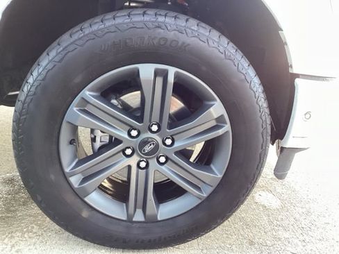 Used 2023 Ford F150 Lariat w/ Equipment Group 502A High AWD/4WD image 9