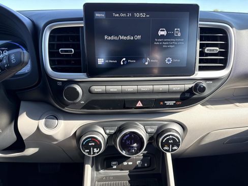 New 2026 Hyundai Venue SEL image 4