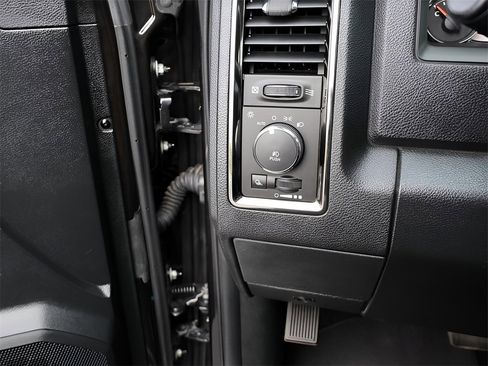 Used 2017 RAM 1500 Sport w/ Convenience Group image 36