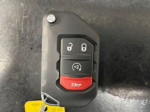 New 2026 Jeep Wrangler Rubicon AWD/4WD image 19