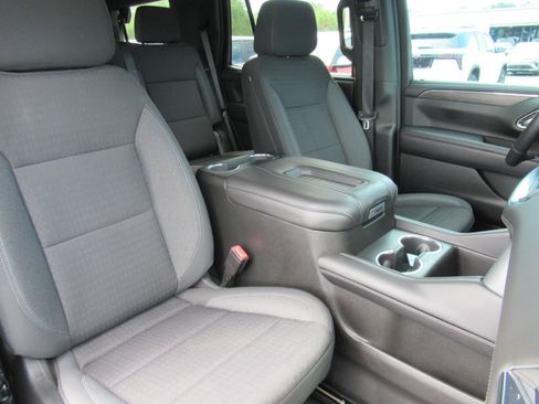 Used 2023 Chevrolet Tahoe LS AWD/4WD image 10