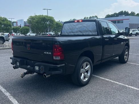Used 2016 RAM 1500 Express AWD/4WD image 3