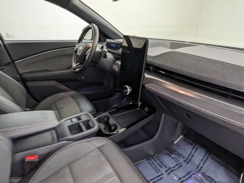 Certified 2025 Ford Mustang Mach-E GT AWD/4WD image 38