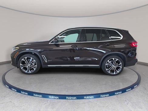 Used 2023 BMW X5 sDrive40i w/ Premium Package image 9