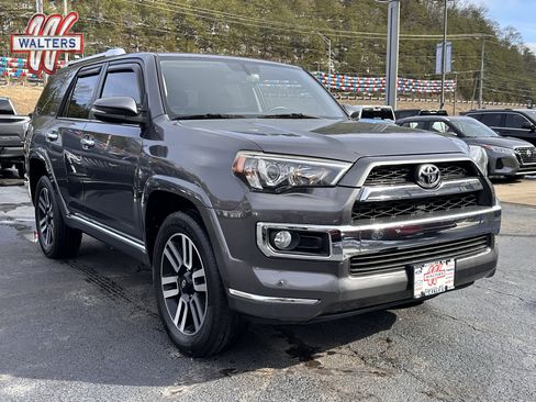 Used 2017 Toyota 4Runner Limited image 1
