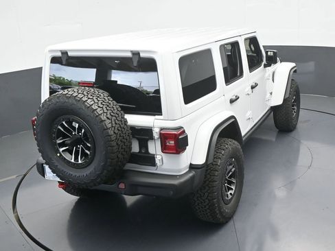 Used 2025 Jeep Wrangler Unlimited Rubicon image 50