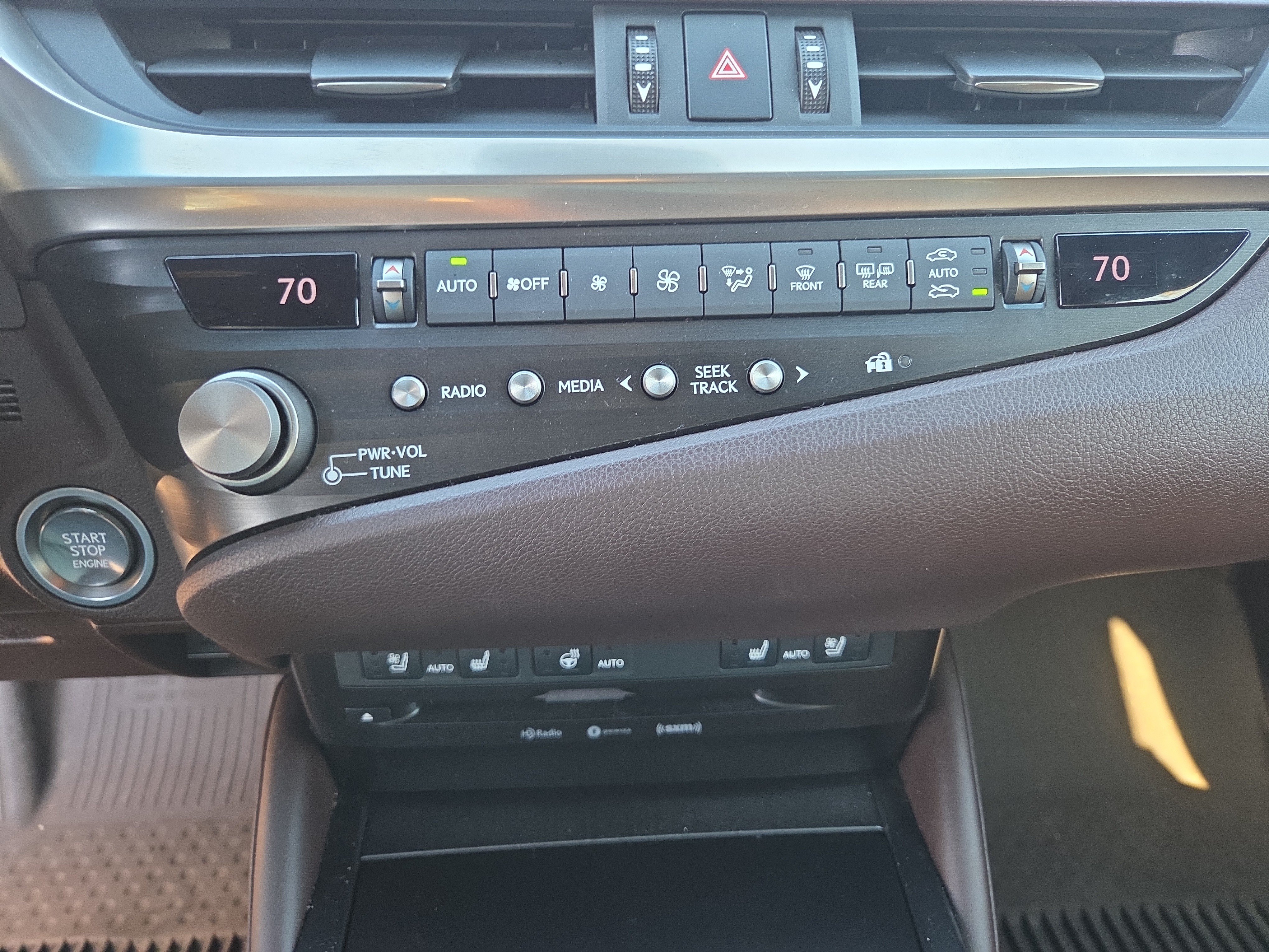 Certified 2021 Lexus ES 350 w/ Premium Package FWD image 28