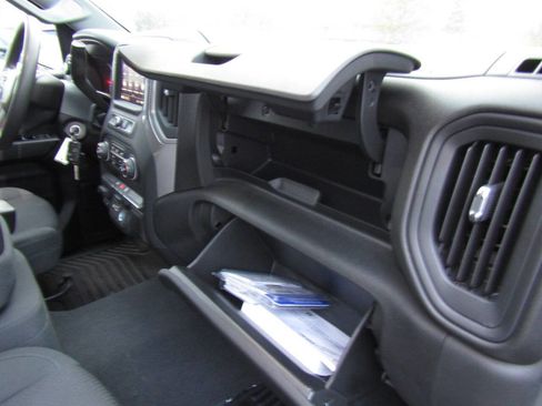 Used 2021 Chevrolet Silverado 1500 Custom image 27