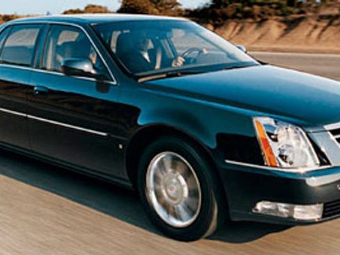 Used 2011 Cadillac DTS Luxury FWD image 1