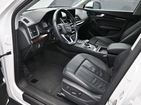 Used 2019 Audi Q5 2.0T Premium image 10
