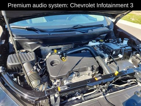 Used 2024 Chevrolet Equinox LT FWD image 15