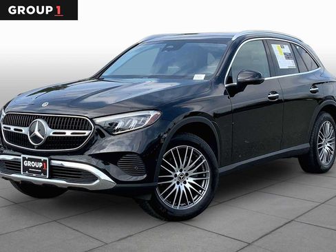 Used 2023 Mercedes-Benz GLC 300 4MATIC image 1