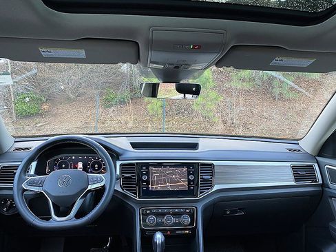 Used 2022 Volkswagen Atlas SEL image 23