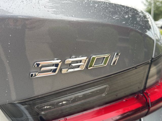 Certified 2026 BMW 330i xDrive Sedan AWD/4WD image 7