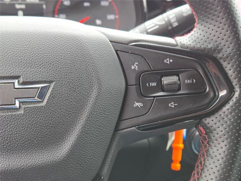 Used 2024 Chevrolet Trax RS w/ Driver Confidence Package FWD image 26