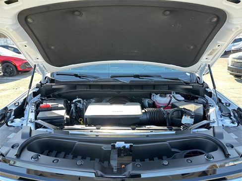 New 2026 Chevrolet Suburban Premier image 29