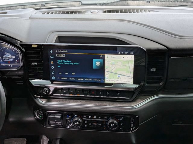 Used 2025 Chevrolet Silverado 1500 LTZ AWD/4WD image 18