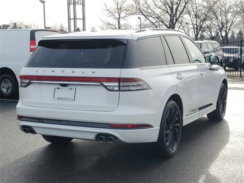 Used 2023 Lincoln Aviator Black Label w/ Jet Package image 7
