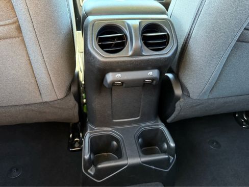 Used 2025 Jeep Wrangler Sport image 24