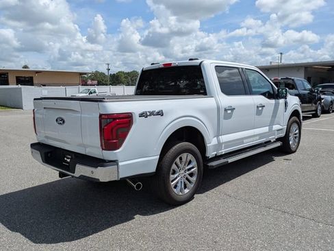 Used 2025 Ford F150 Lariat w/ Equipment Group 502A High AWD/4WD image 3