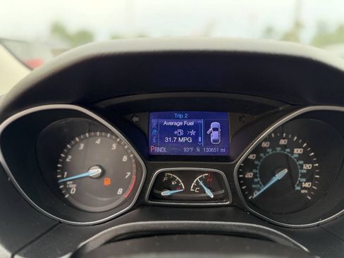 Used 2013 Ford Focus SE FWD image 12