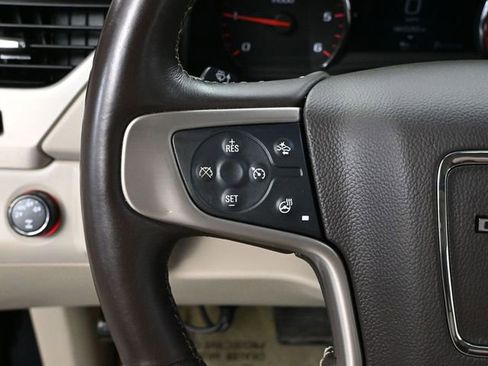 Used 2015 GMC Yukon Denali w/ Premium Package image 34