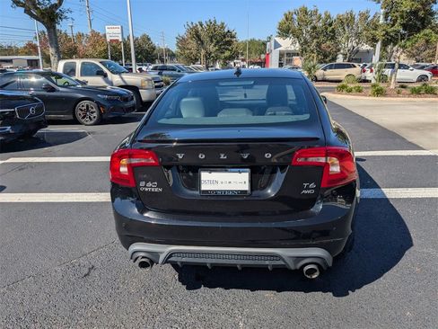 Used 2017 Volvo S60 T6 R-Design Platinum image 5