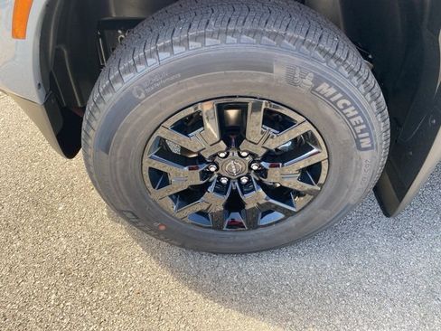 New 2026 Nissan Frontier SV w/ All-Weather Content Package image 10