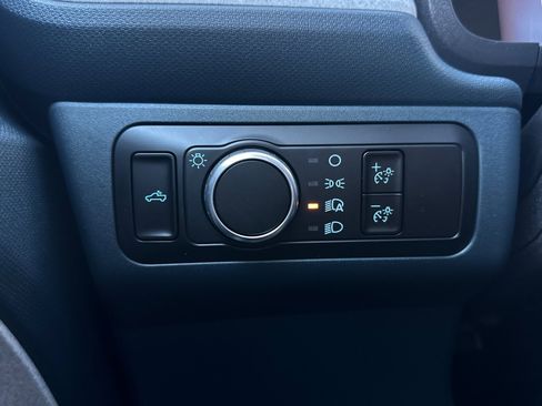 New 2025 Ford Maverick XLT w/ XLT Luxury Package image 26