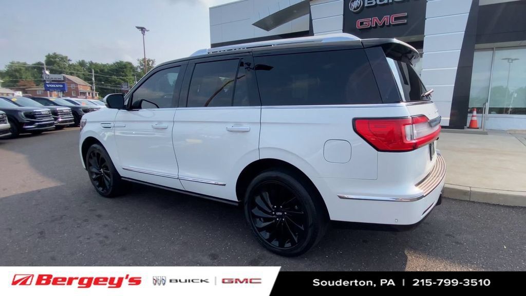 Used 2020 Lincoln Navigator Reserve w/ Equipment Group 208A Reserve AWD/4WD image 8