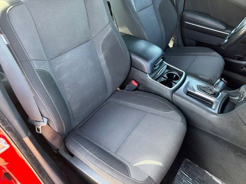 Used 2022 Dodge Charger SXT RWD image 10