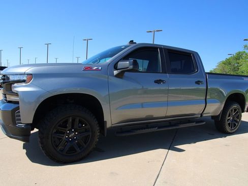 Used 2021 Chevrolet Silverado 1500 LT Trail Boss w/ Convenience Package II image 18