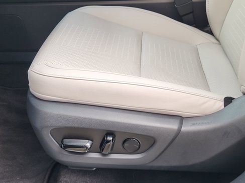 Used 2025 Lexus TX 350 AWD w/ Technology Package image 22