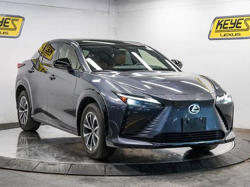 Used 2024 Lexus RZ 300e Premium FWD image 5