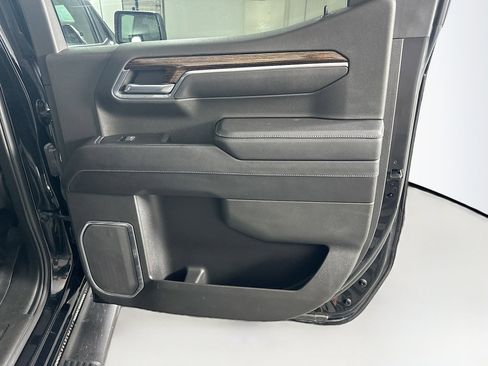 Used 2023 GMC Sierra 1500 Elevation image 29