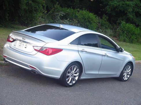 Used 2012 Hyundai Sonata SE FWD image 27