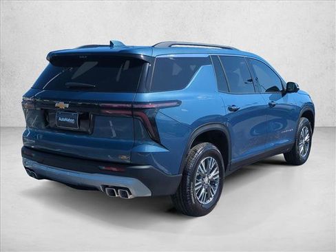 New 2026 Chevrolet Traverse LT w/ Driver Confidence Package FWD image 2
