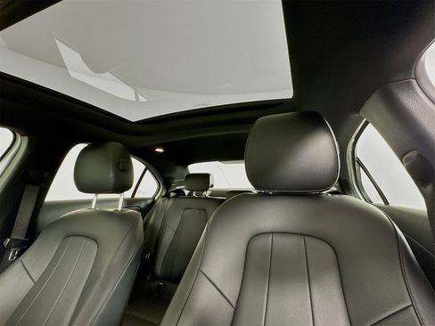 Used 2020 Mercedes-Benz A 220 A 220 image 23